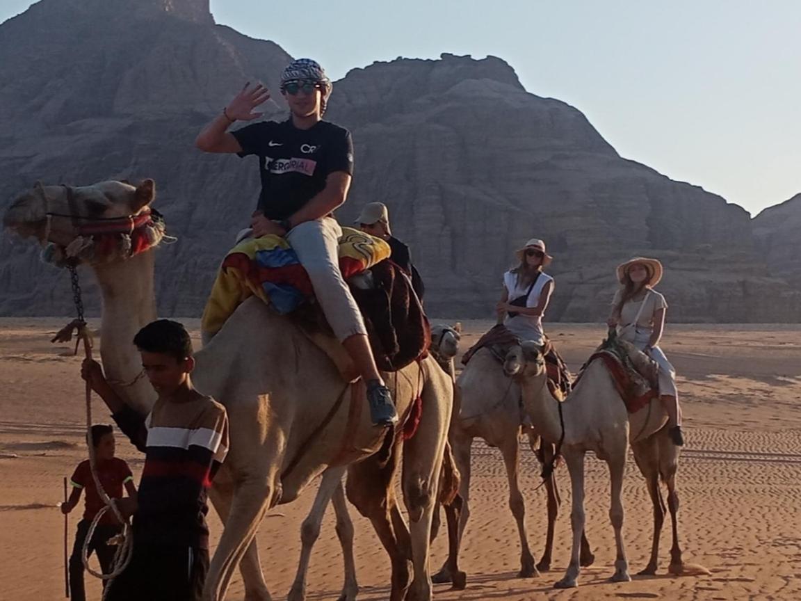 Shahrazad Desert, Rum vádi Kültér fotó