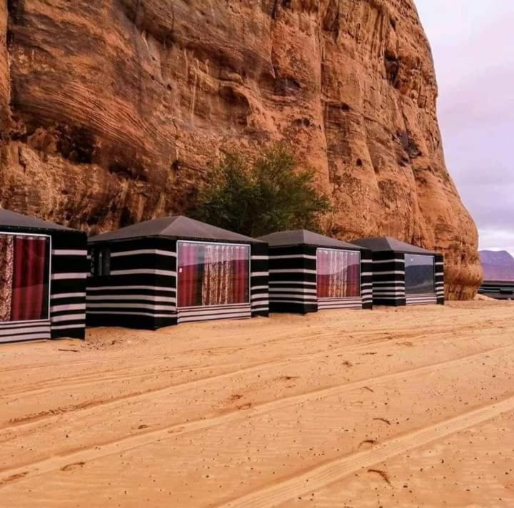 Shahrazad Desert, Rum vádi Kültér fotó