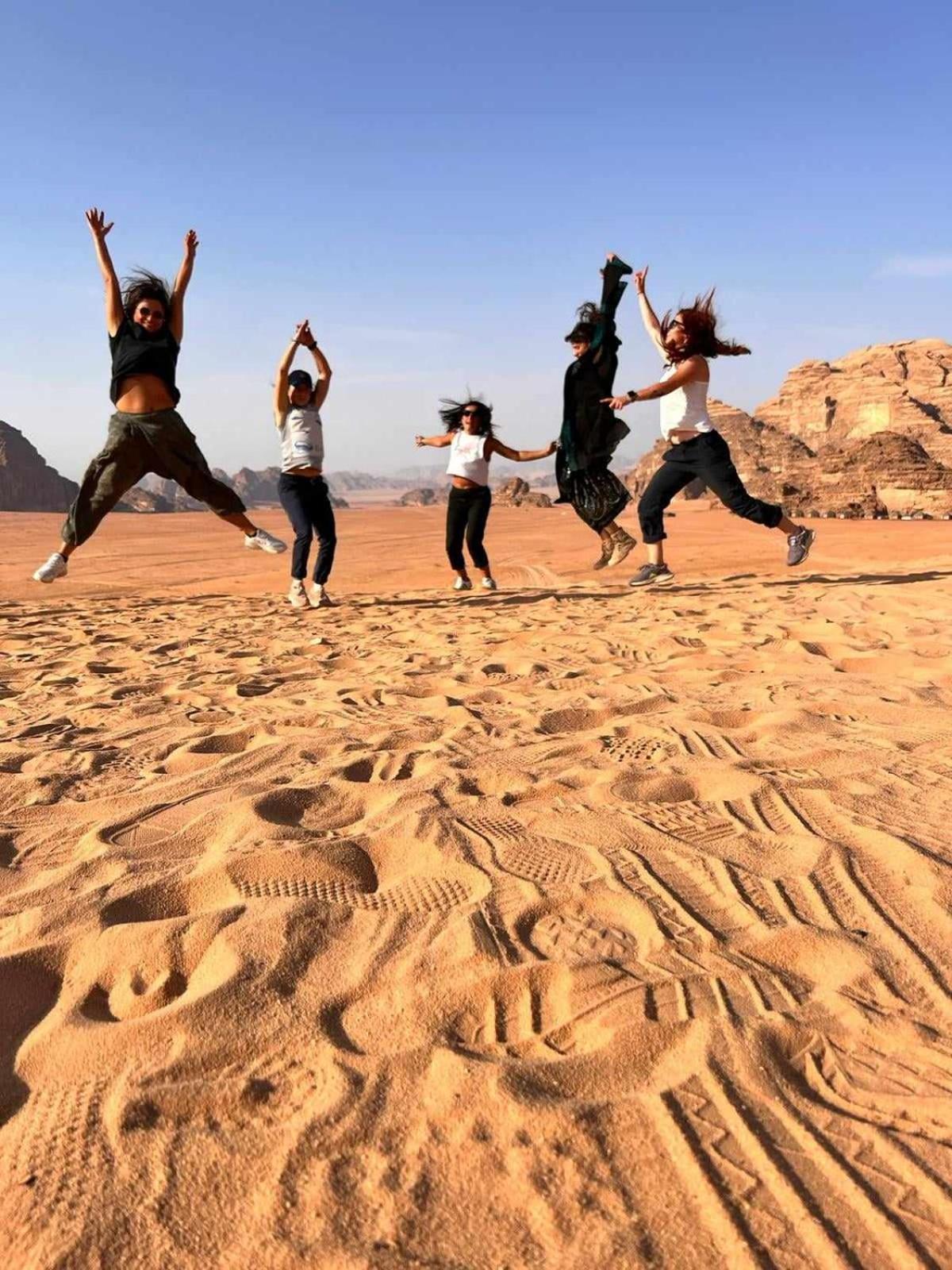 Shahrazad Desert, Rum vádi Kültér fotó